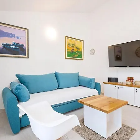 Valencan 2 Holiday home